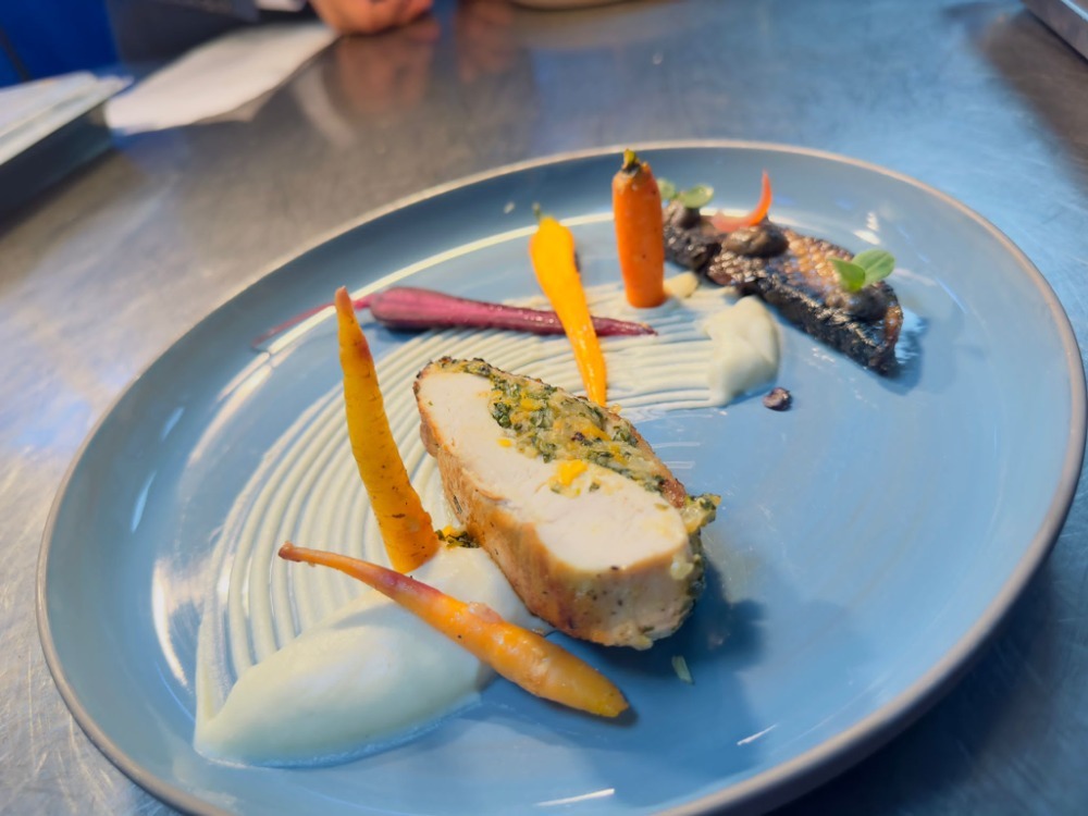 Modern chicken dish